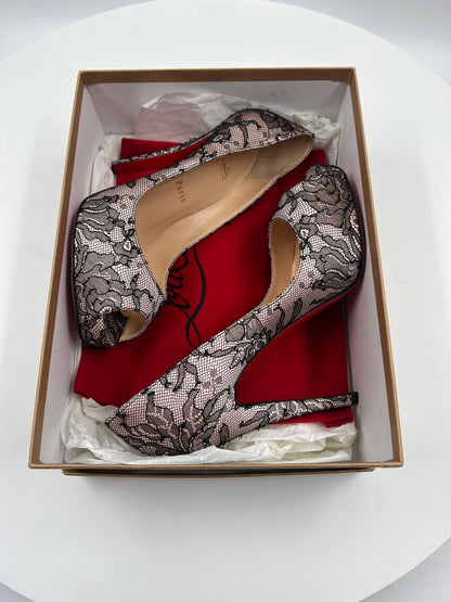 Pumps mit Spitze