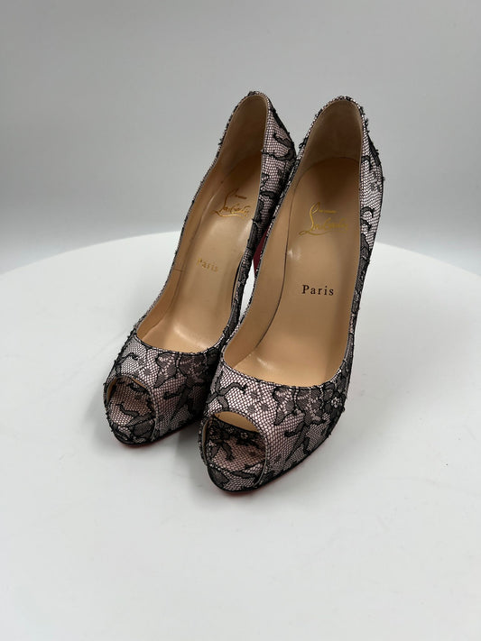 Pumps mit Spitze