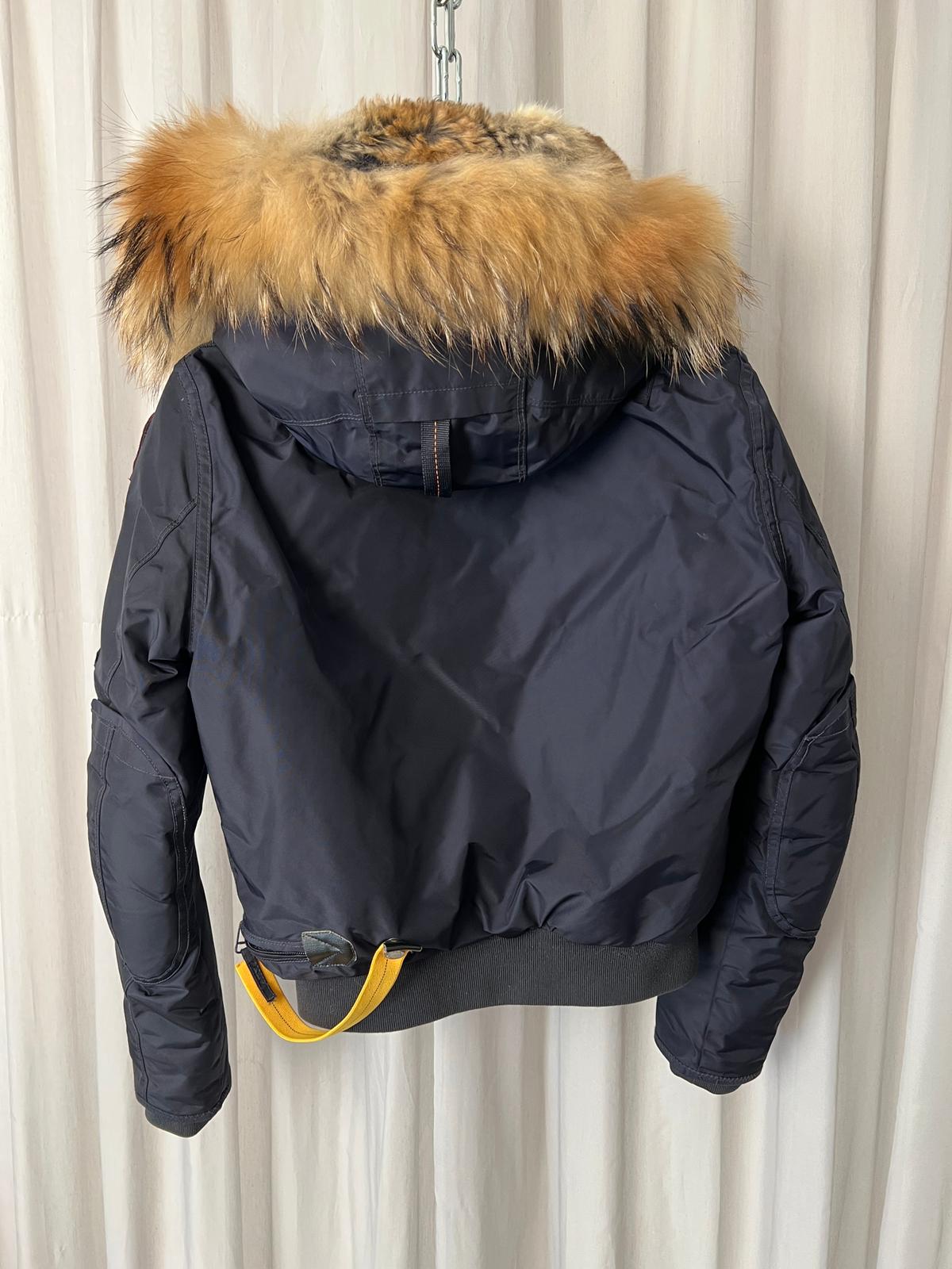 Daunenjacke mit Kapuze