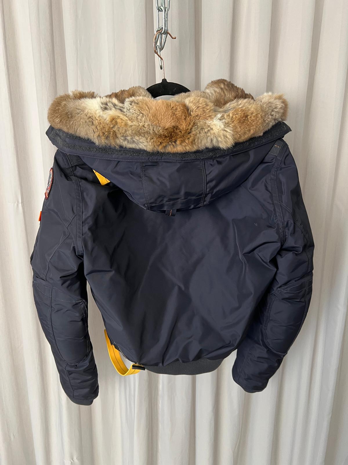 Daunenjacke mit Kapuze