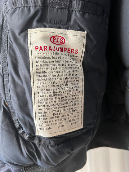 Daunenjacke mit Kapuze