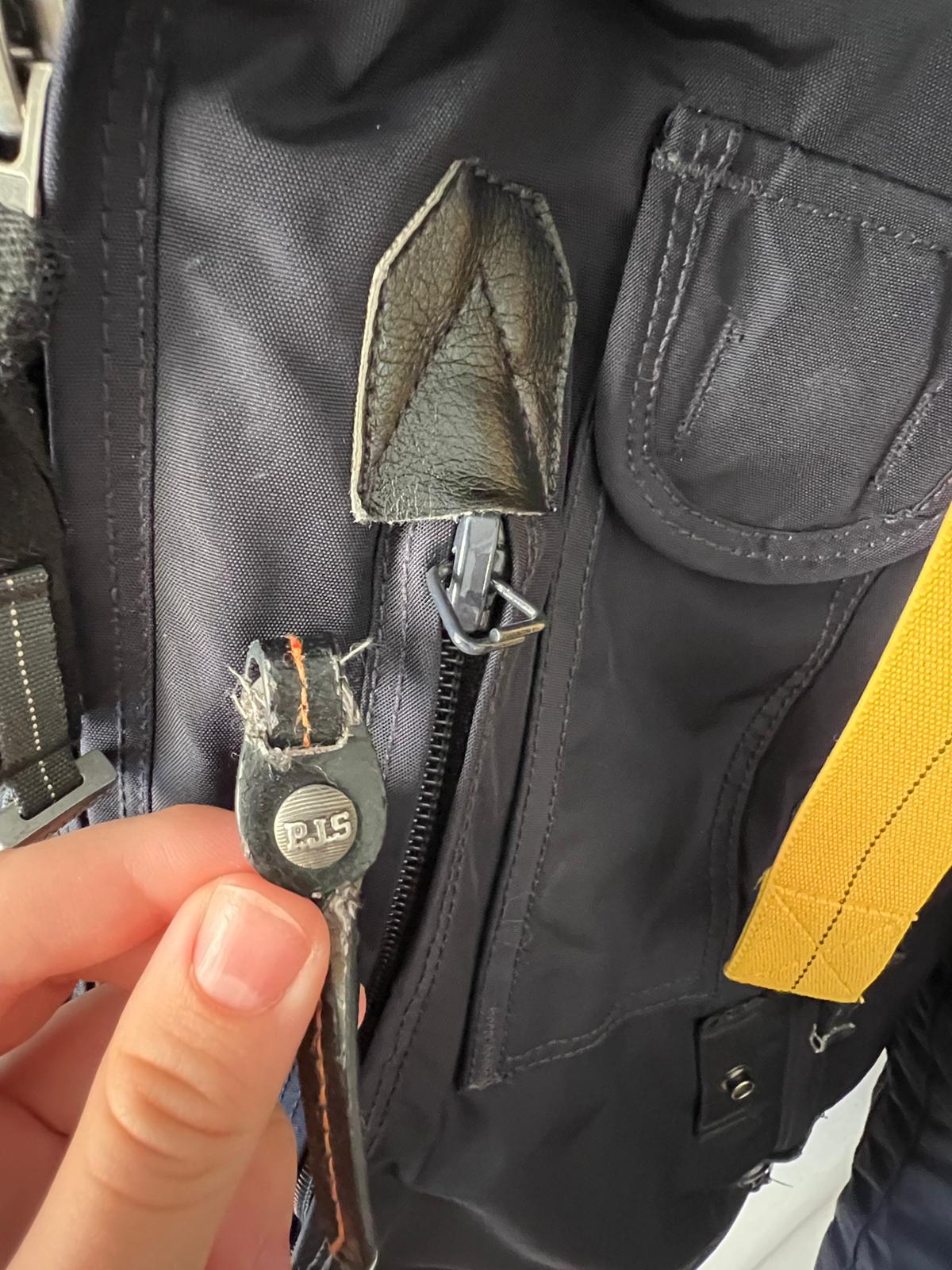 Daunenjacke mit Kapuze