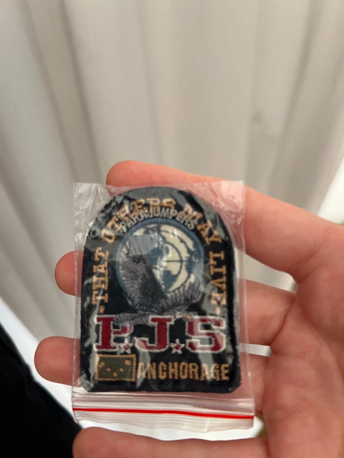 Daunenjacke mit Kapuze