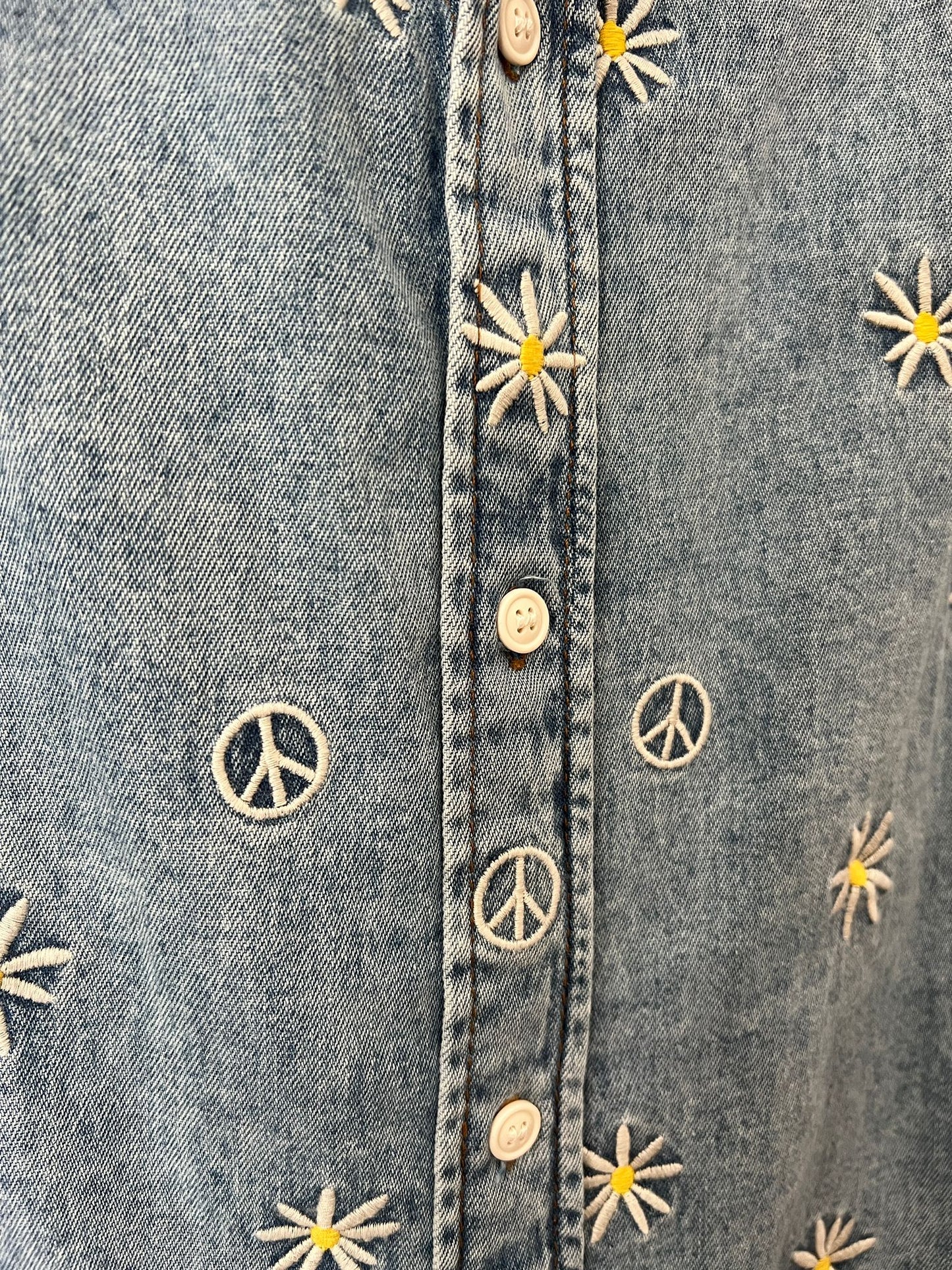 Jeans-Hemd