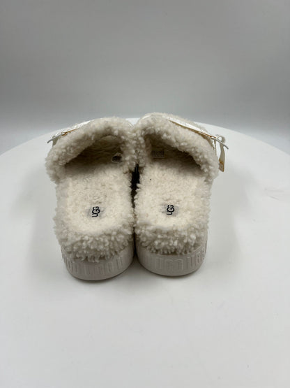 Slippers