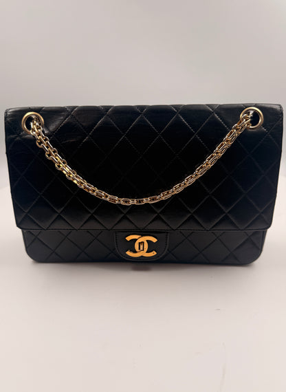 Chanel Timeless classic Double Flap Bag