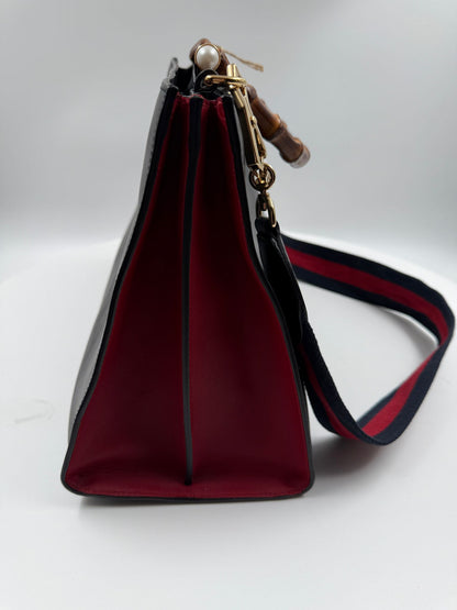 Handtasche
