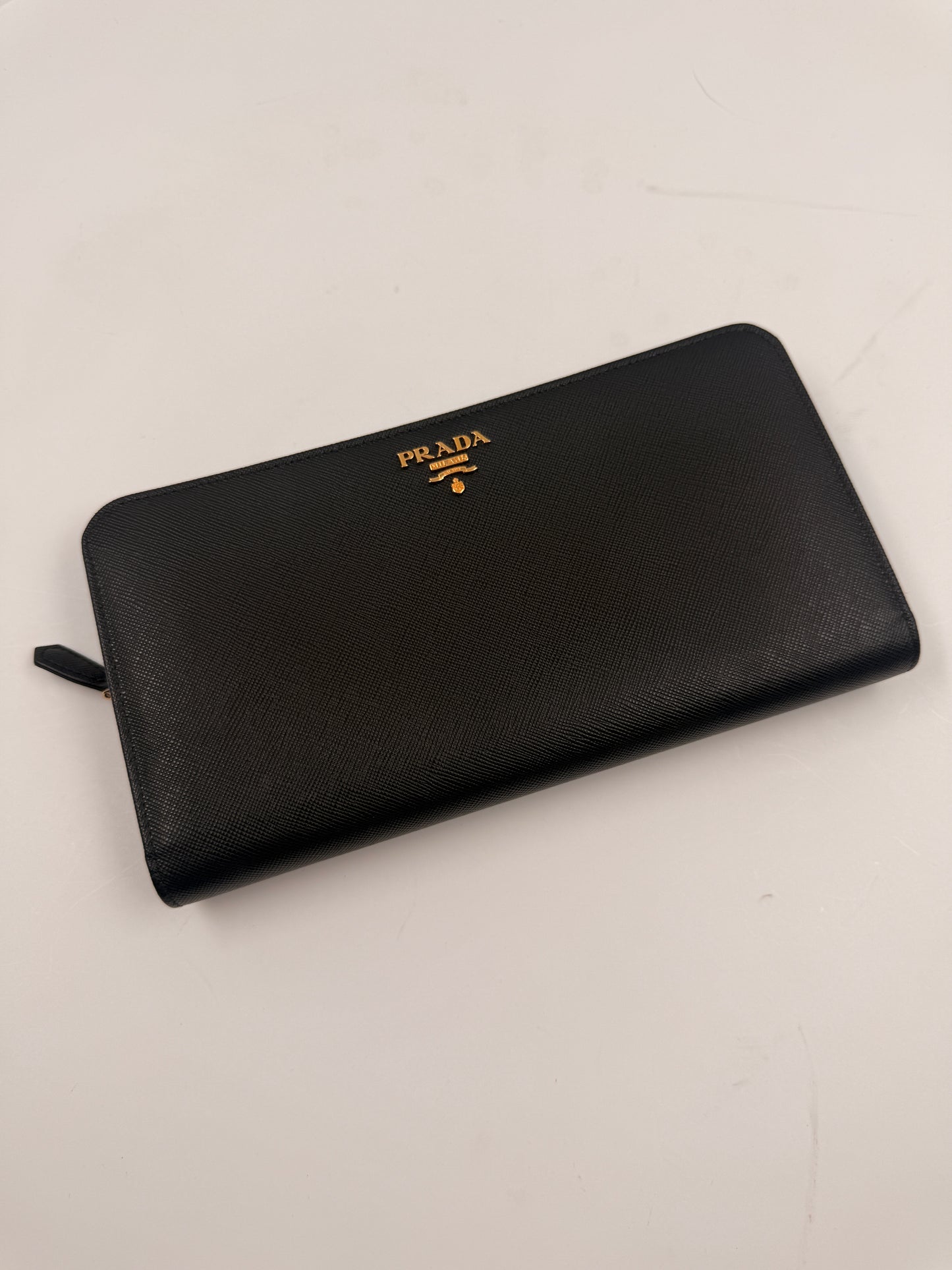 Prada Saffiano Travel Portmonnnaie