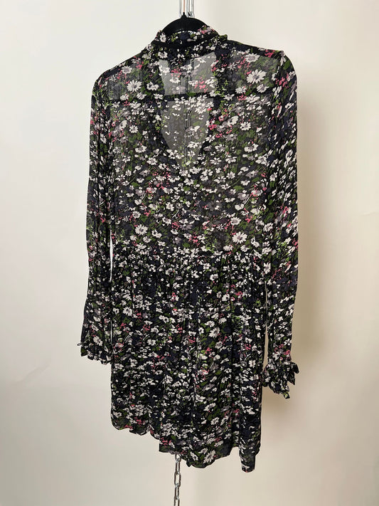 Kleid mit Blumen