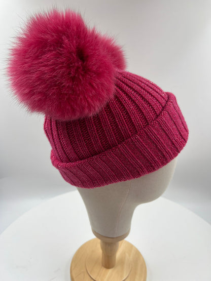Mütze mit 2 Fellbommeln