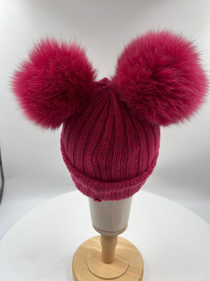 Mütze mit 2 Fellbommeln