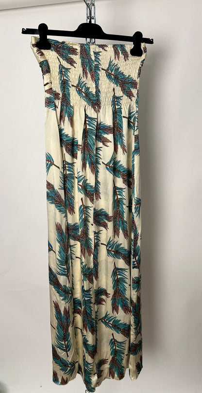 Bandeau-Kleid mit Pfauenfedern