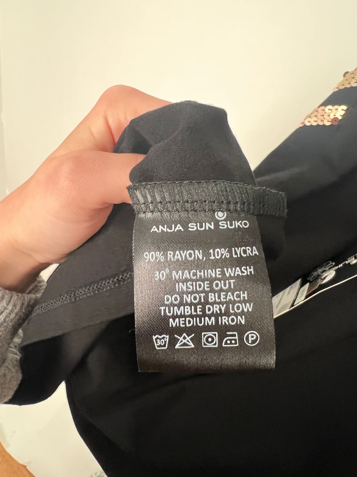 Kleid kurz/ärmellos