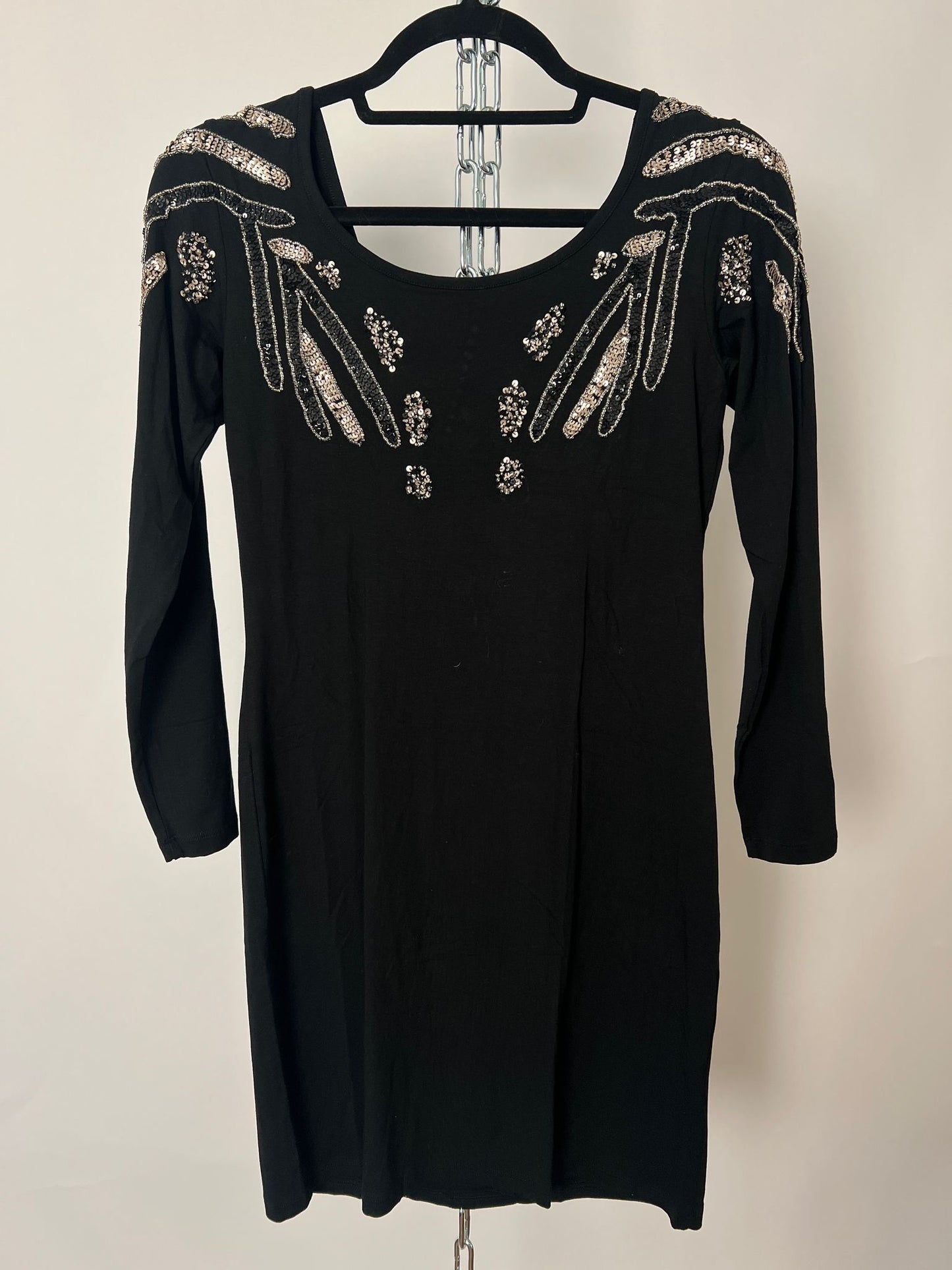 Kleid langarm mit Pailletten-Dékoltée