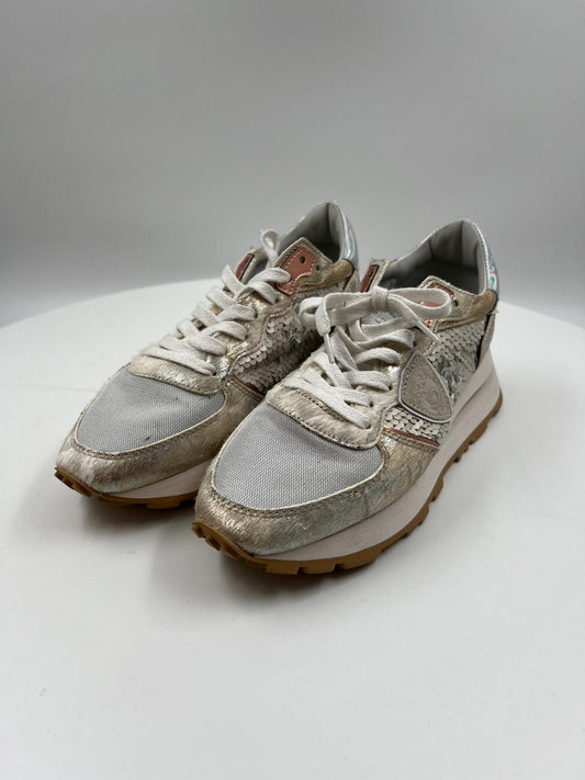 Sneakers mit Pailletten