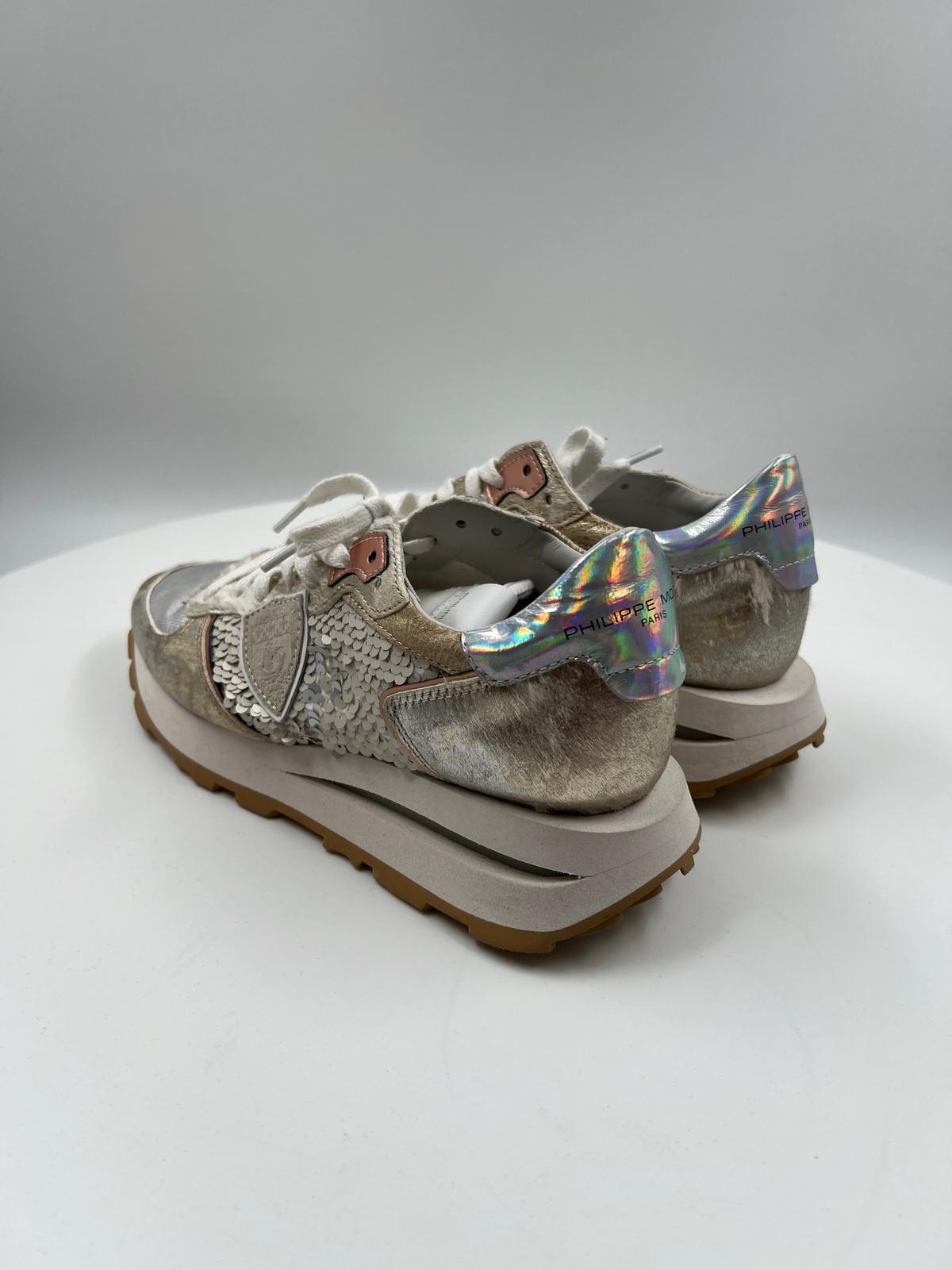 Sneakers mit Pailletten