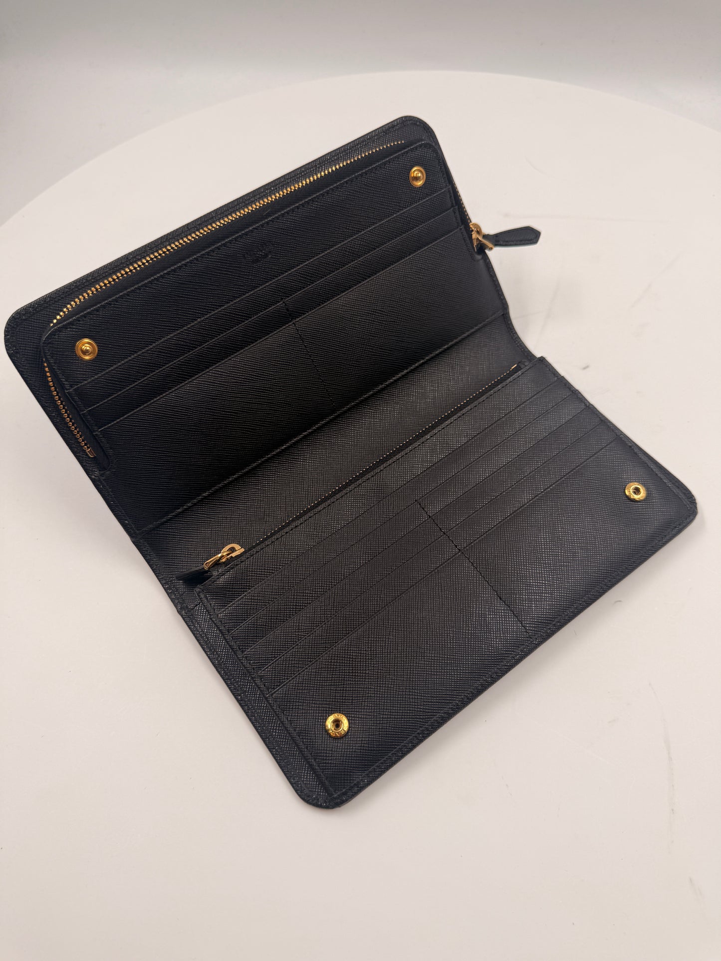 Prada Saffiano Travel Portmonnnaie
