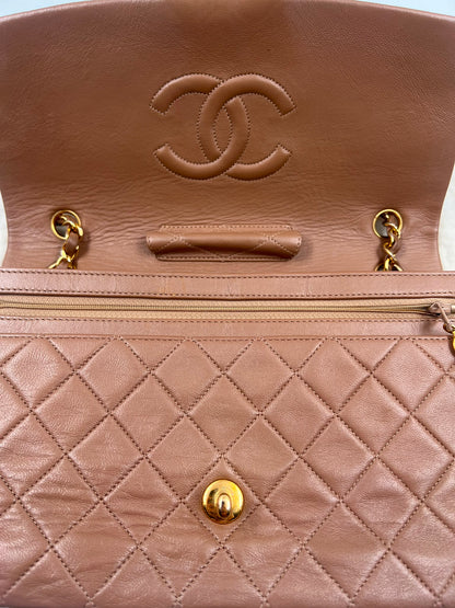 Chanel Classic Single Flap Bag Medium beige (1988-1991)