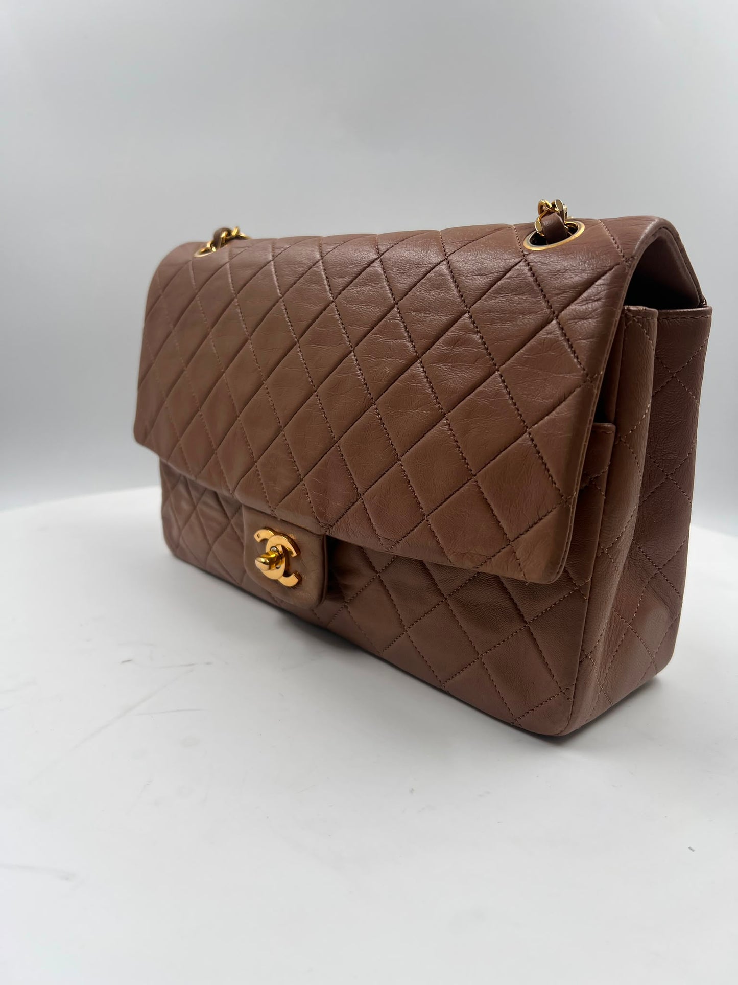 Chanel Classic Single Flap Bag Medium beige (1988-1991)