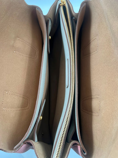 Tasche mit extra Schulterriemen