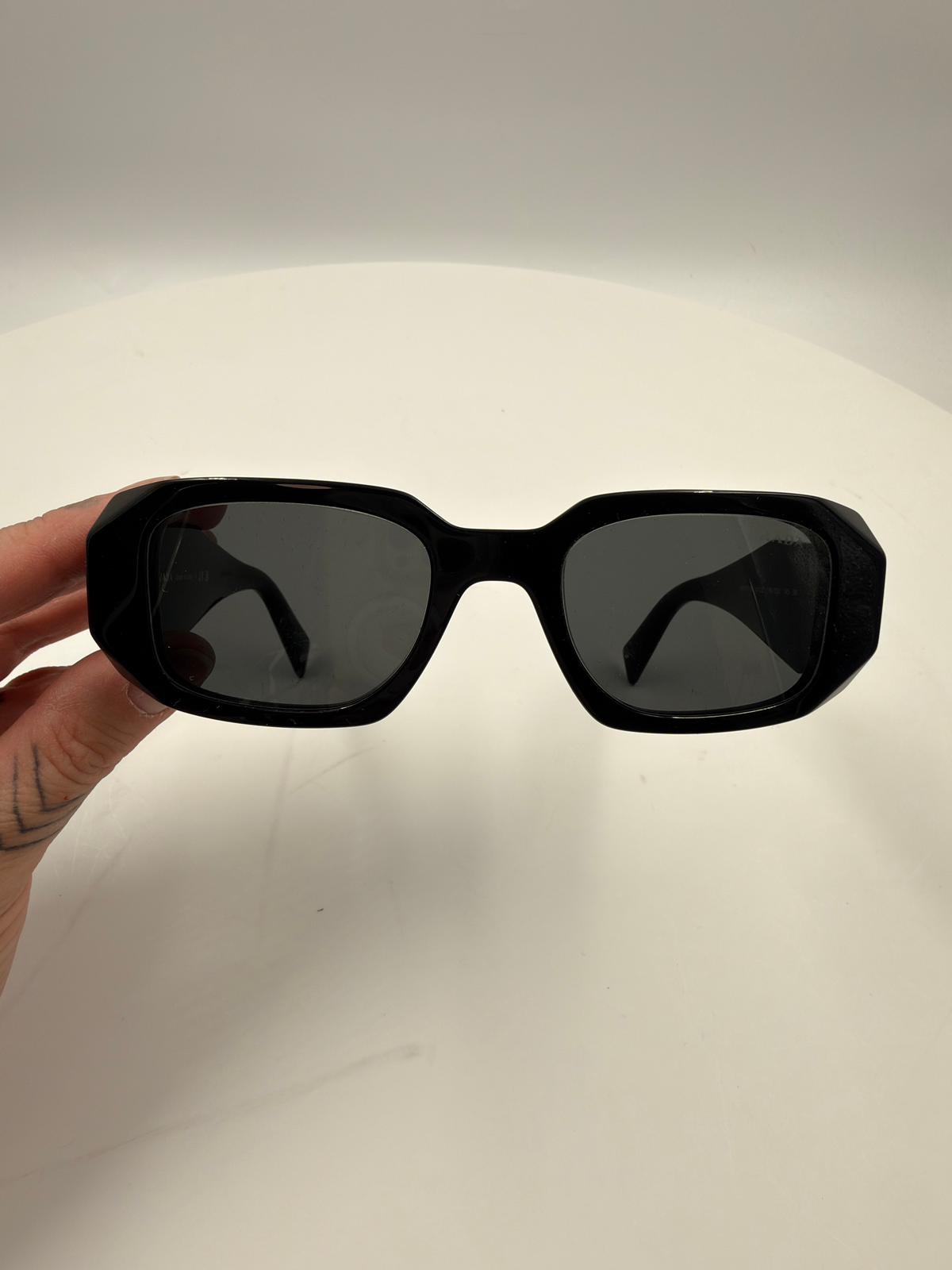 Sonnenbrille