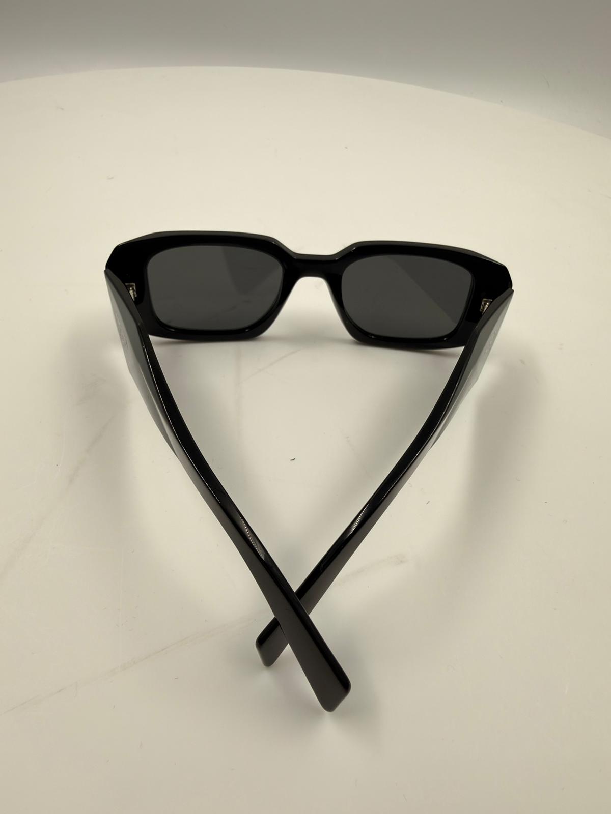 Sonnenbrille