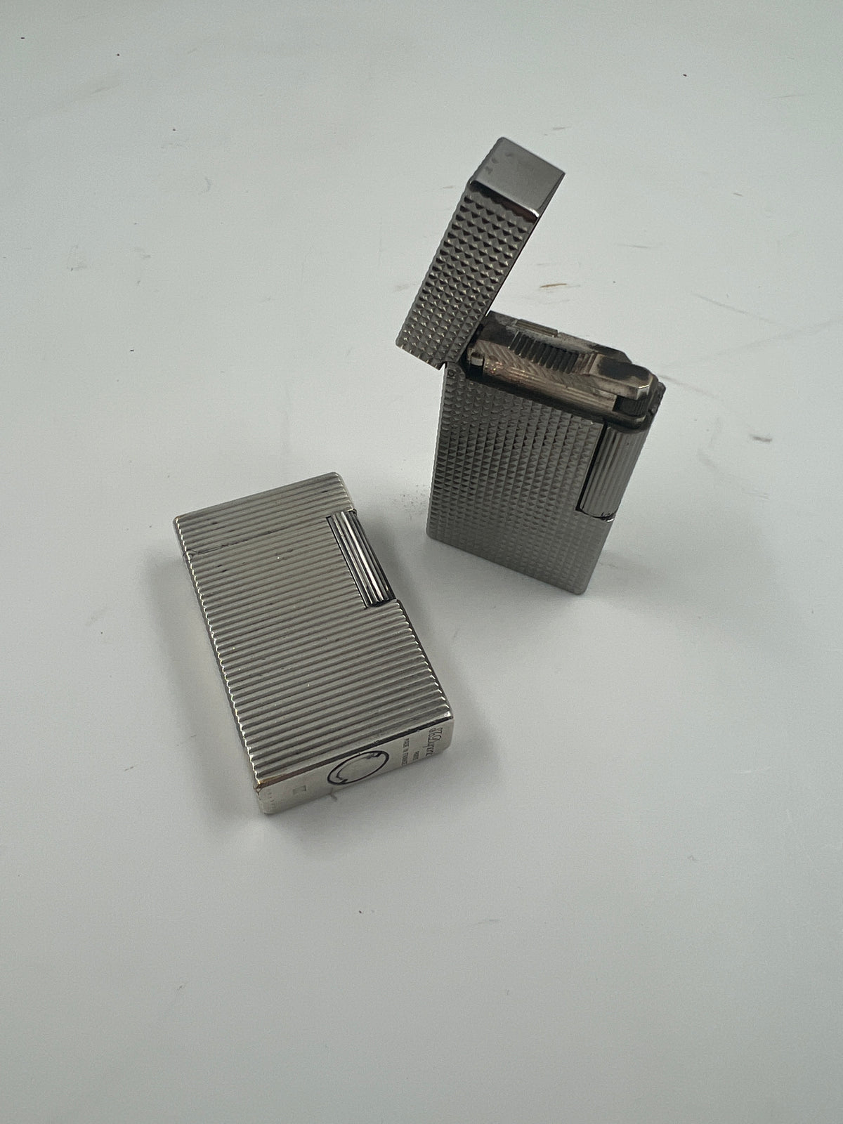 Feuerzeug, S.T. Dupont, karo