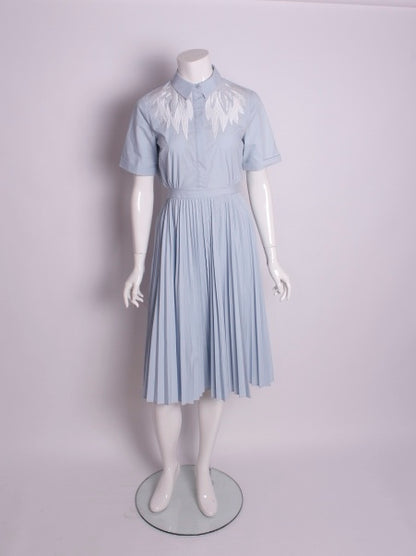 Hemdkleid mit Plissé-Rock, halbe Ärmel
