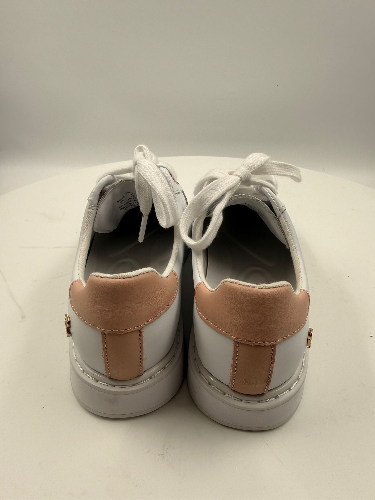 Sneakers / Herstellergrösse 7.5