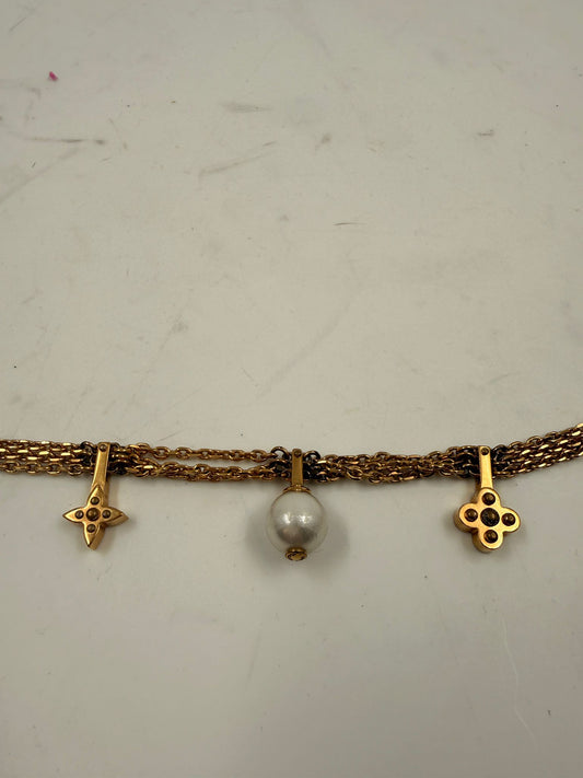 Armbandkette mit Charms