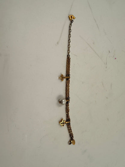 Armbandkette mit Charms