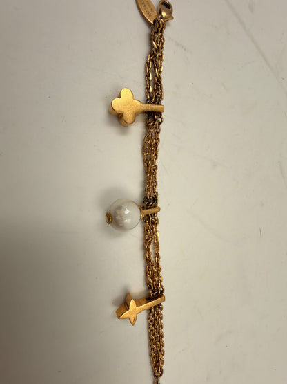 Armbandkette mit Charms