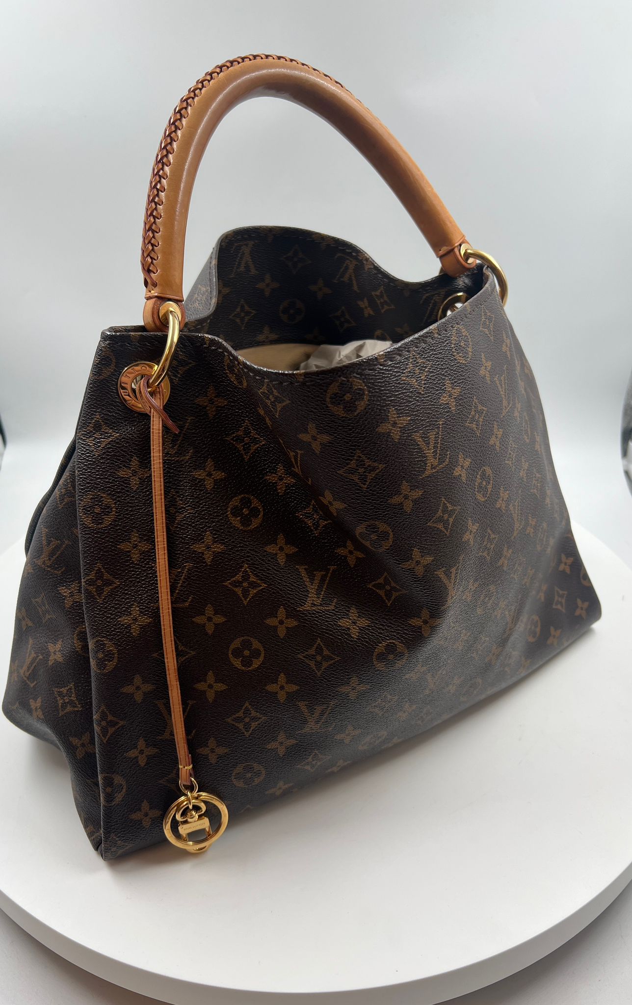 Louis Vuitton Artsi Tasche