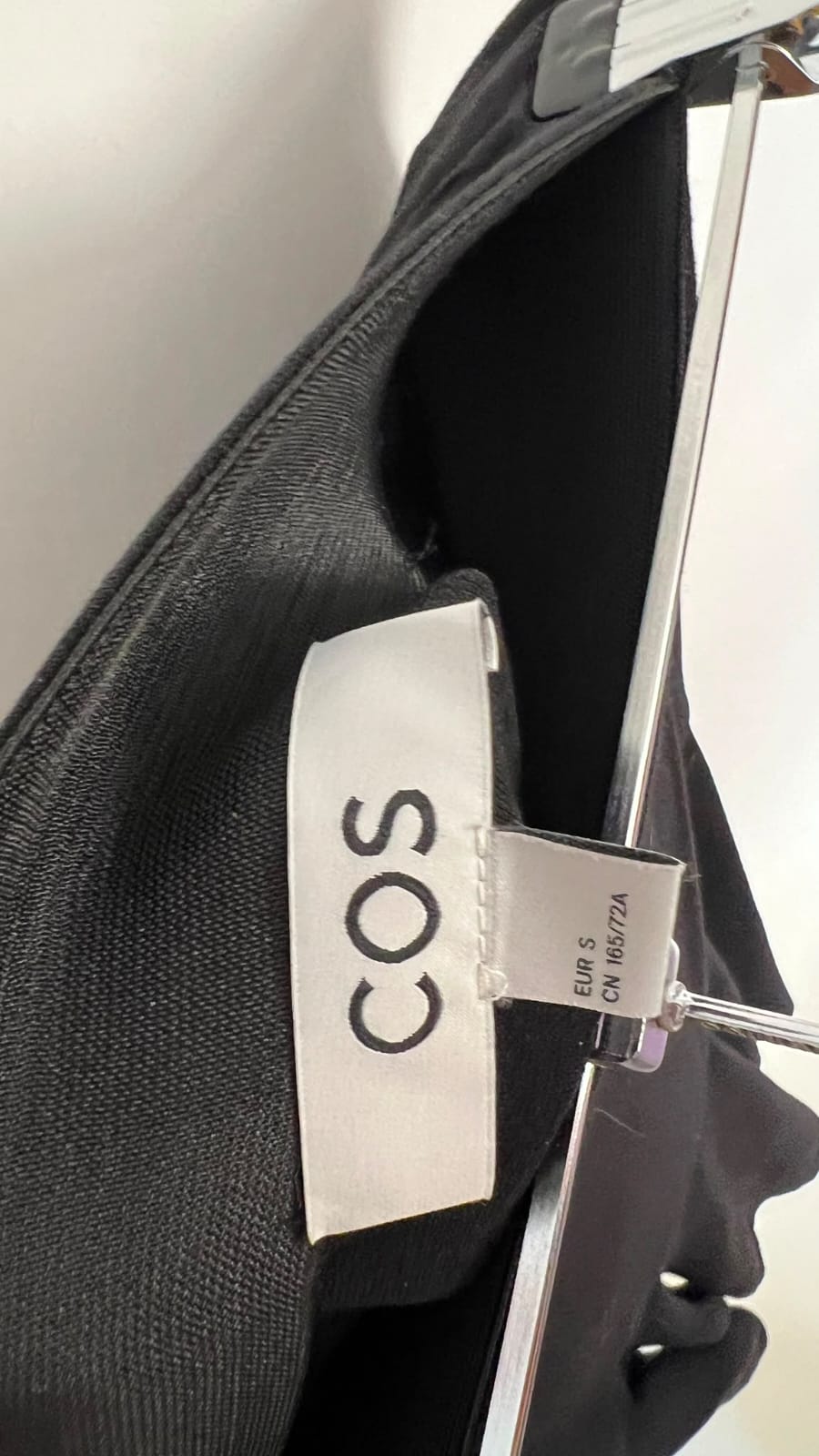 Rock, COS, schwarz